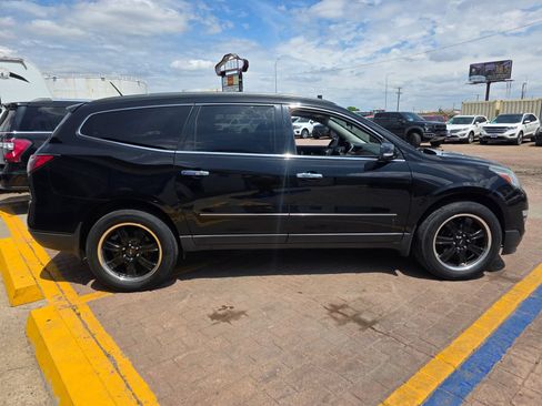 Used 2017 Chevrolet Traverse Premier AWD/4WD image 4