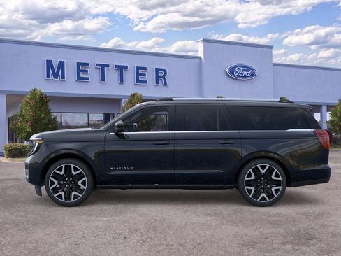 New 2026 Ford Expedition Max Platinum w/ Platinum Ultimate Package AWD/4WD image 4