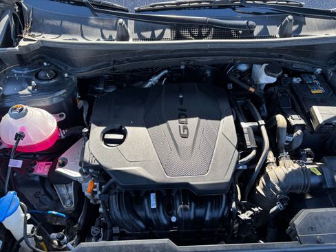 Used 2025 Kia Sportage LX image 31