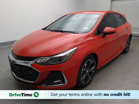 Used 2019 Chevrolet Cruze LT w/ Convenience Package FWD image 1
