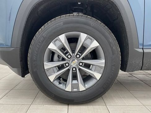 New 2026 Chevrolet Equinox LT w/ Safety and Technology Package AWD/4WD image 7