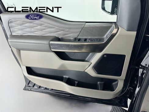 New 2026 Ford F350 Platinum w/ Platinum Plus Package image 29