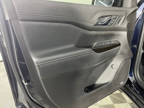 Used 2021 GMC Acadia AT4 w/ Preferred Package image 10