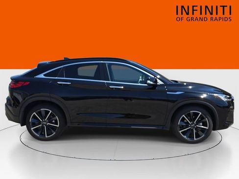 Used 2025 INFINITI QX55 Luxe w/ Cargo Package AWD/4WD image 4