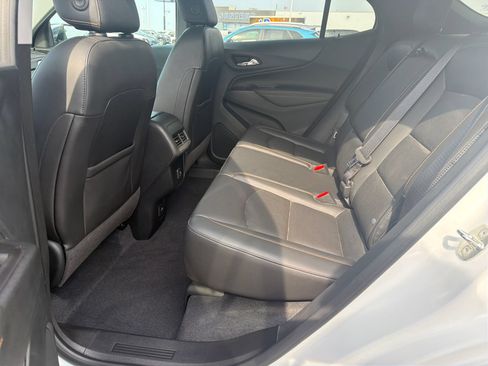 Used 2020 Chevrolet Equinox Premier FWD image 23