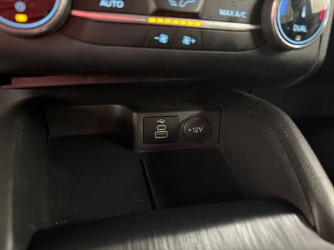Used 2025 Ford Escape ST-Line AWD/4WD image 20
