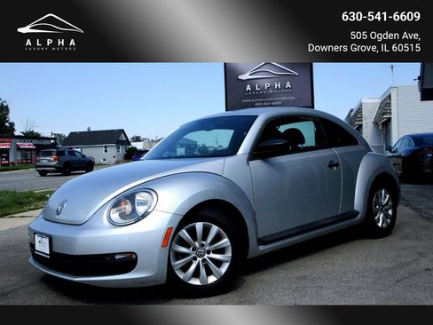 Used 2014 Volkswagen Beetle 1.8T FWD image 1