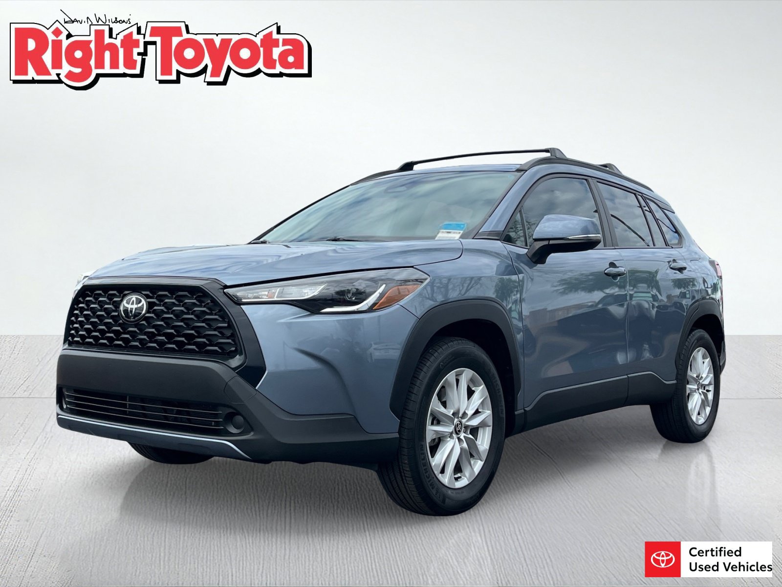 Certified 2024 Toyota Corolla Cross LE w/ Moonroof Package FWD image 1