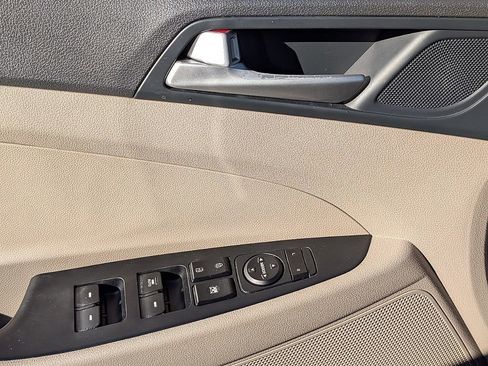 Used 2020 Hyundai Tucson Value image 28