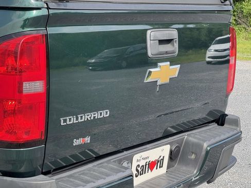 Used 2015 Chevrolet Colorado Z71 AWD/4WD image 10