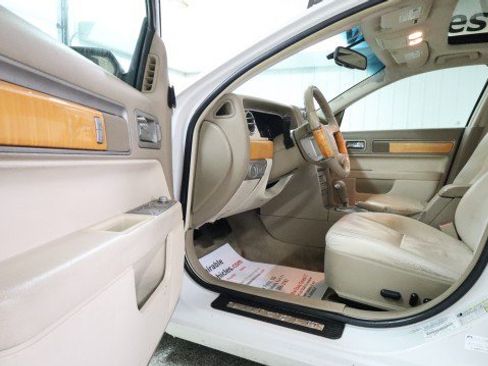 Used 2008 Lincoln MKZ FWD image 9