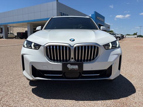 Used 2024 BMW X5 xDrive40i w/ Premium Package AWD/4WD image 9