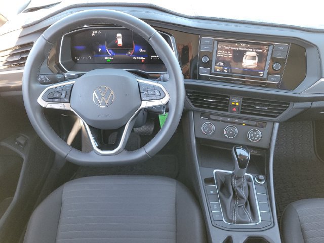 Used 2024 Volkswagen Jetta S FWD image 9