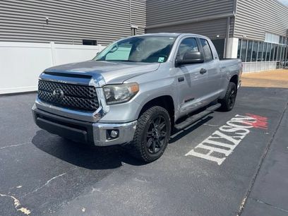 Used 2020 Toyota Tundra SR5 w/ SR5 Upgrade Package