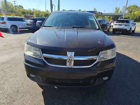 Used 2010 Dodge Journey R/T w/ Flexible Seating Group image 5