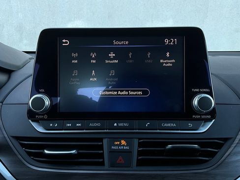 Used 2025 Nissan Altima 2.5 SV image 29