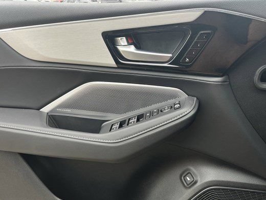 New 2026 Acura MDX w/ Technology Package FWD image 25