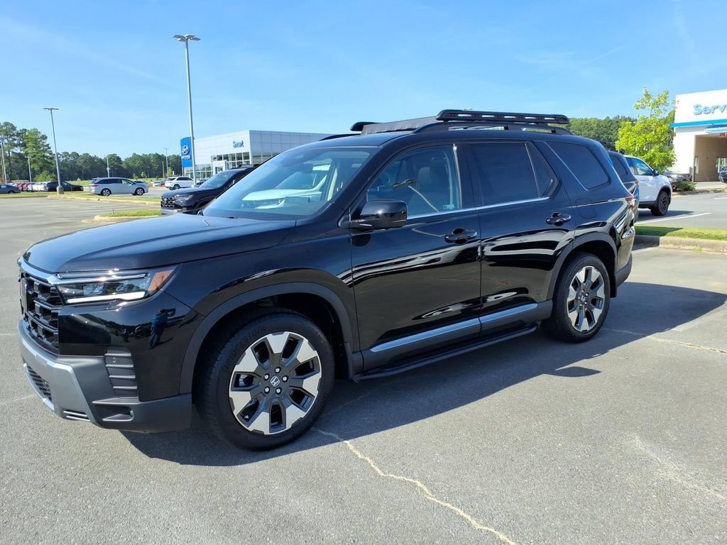 New 2026 Honda Pilot Touring image 3