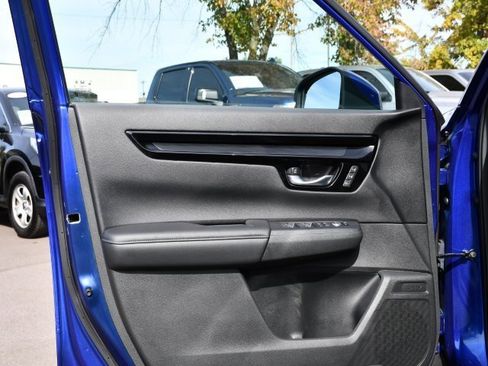 Used 2024 Honda CR-V EX-L image 10