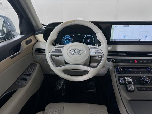 Used 2023 Hyundai Palisade Limited w/ Cargo Package image 22