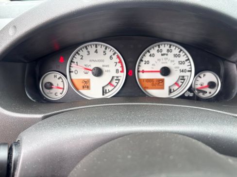 Used 2012 Nissan Xterra PRO-4X w/ Pro-4x Leather Pkg AWD/4WD image 2