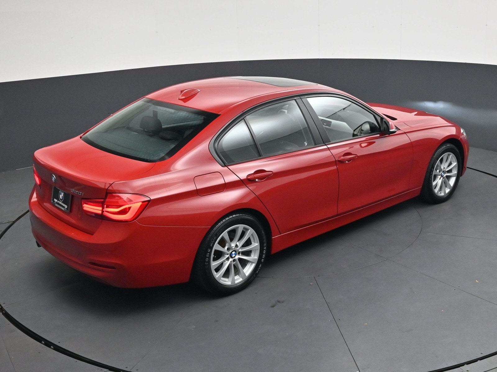 Used 2018 BMW 320i Sedan w/ Convenience Package RWD image 21