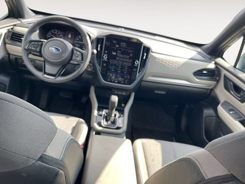 Certified 2025 Subaru Forester Premium AWD/4WD image 10