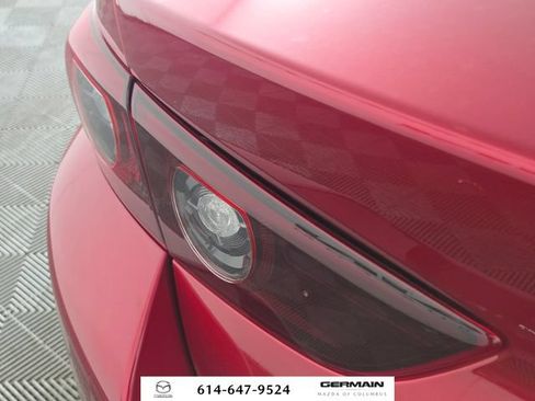 Used 2024 MAZDA MAZDA3 s FWD image 17
