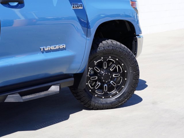 Used 2020 Toyota Tundra SR5 AWD/4WD image 9