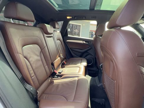 Used 2017 Audi Q5 2.0T Premium Plus w/ Technology Package image 23