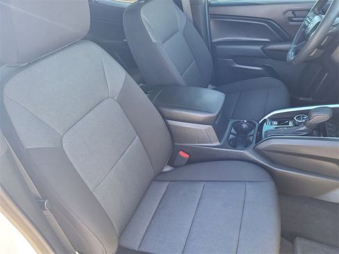 Certified 2025 Chevrolet Colorado Trail Boss image 15