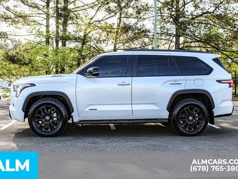 Used 2025 Toyota Sequoia 4WD image 7
