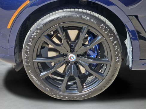 Used 2023 BMW X7 M60i w/ Executive Package image 32
