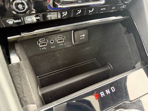 Used 2022 Jeep Grand Cherokee L Limited image 27