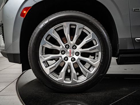 Used 2023 GMC Yukon Denali w/ Max Trailering Package image 13