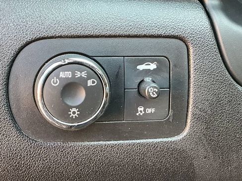 Used 2012 Chevrolet Impala LT w/ LT Sunroof Package FWD image 19