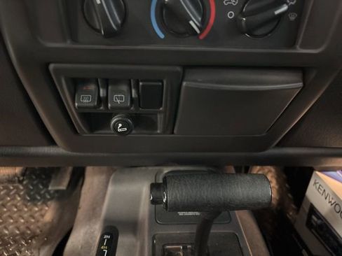 Used 2001 Jeep Wrangler Sport image 20
