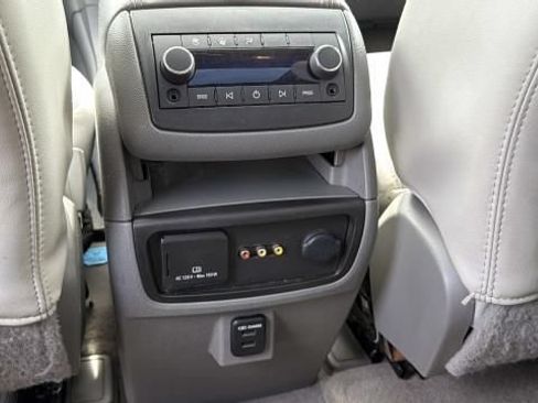 Certified 2015 Chevrolet Traverse LT w/ LPO, 'HIT The Road' Package AWD/4WD image 29
