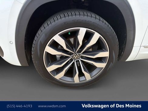 Used 2023 Volkswagen Atlas SEL Premium AWD/4WD image 8