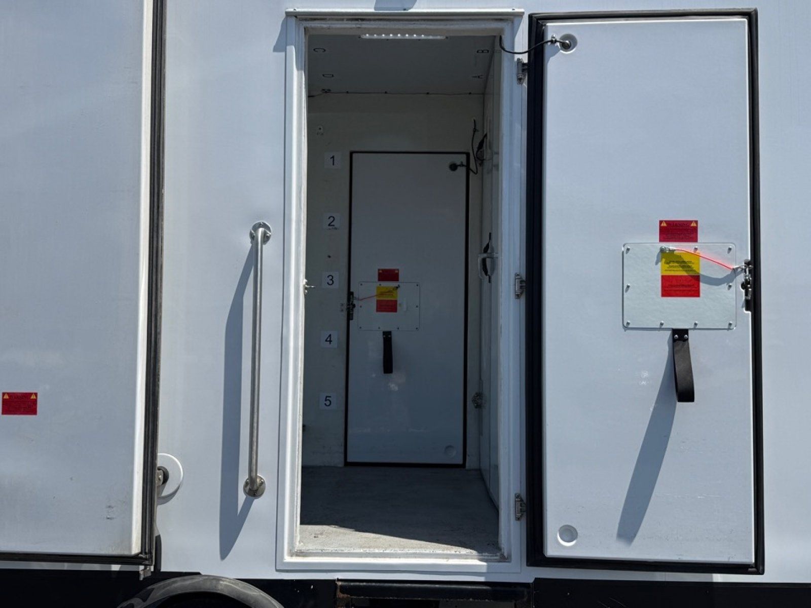 Used 2023 Ford Transit 350 w/ Upfitter Package RWD image 28