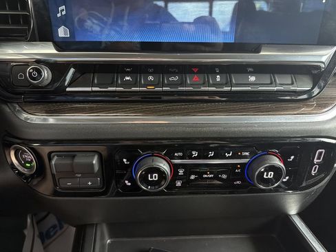 Used 2024 Chevrolet Silverado 1500 RST AWD/4WD image 14