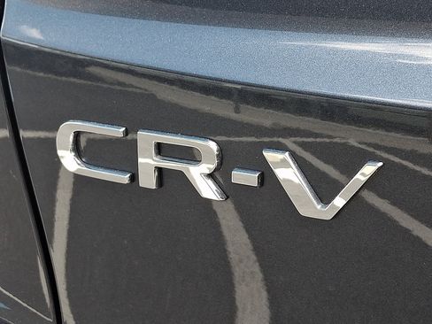 Used 2025 Honda CR-V EX image 30