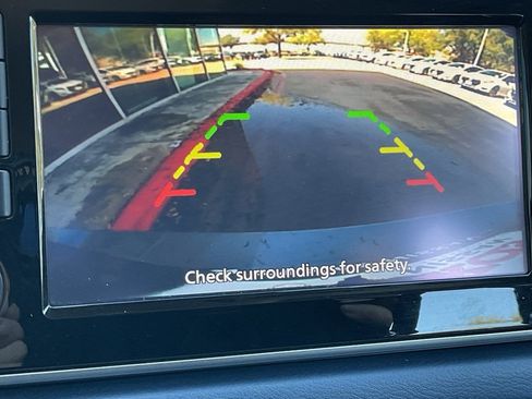 Used 2025 Nissan Versa SV image 29