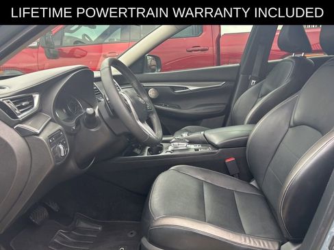 Certified 2023 INFINITI QX50 Luxe image 9