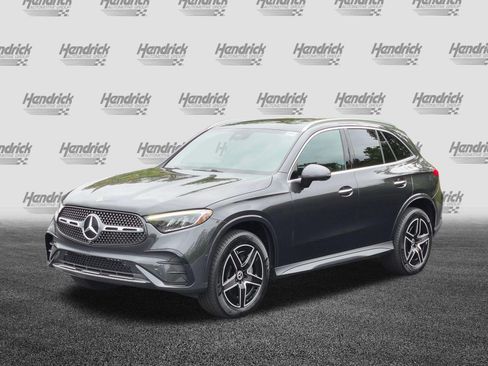 Certified 2025 Mercedes-Benz GLC 300 4MATIC image 5