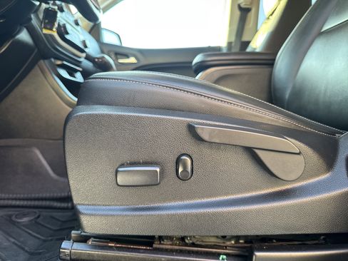 Used 2020 GMC Canyon SLT w/ Driver Alert Package image 15