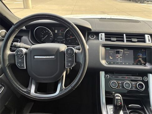 Used 2017 Land Rover Range Rover Sport HSE image 18