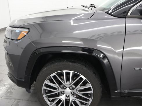 Used 2023 Jeep Compass Limited w/ Elite Group AWD/4WD image 35