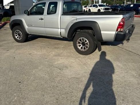 Used 2007 Toyota Tacoma PreRunner RWD image 4