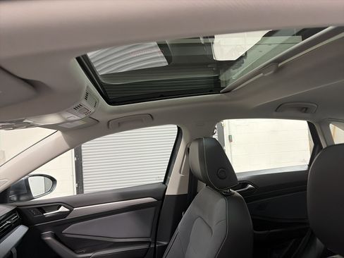 New 2026 Volkswagen Jetta SE image 12